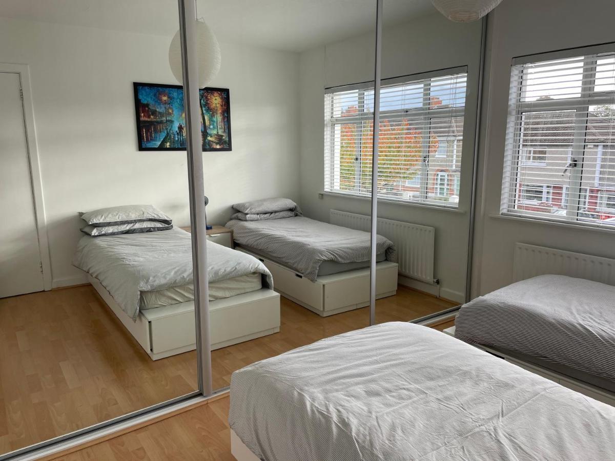 20 Minutes To The Center Guest house Dublin